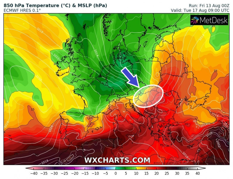 Forrás: WXCHARTS