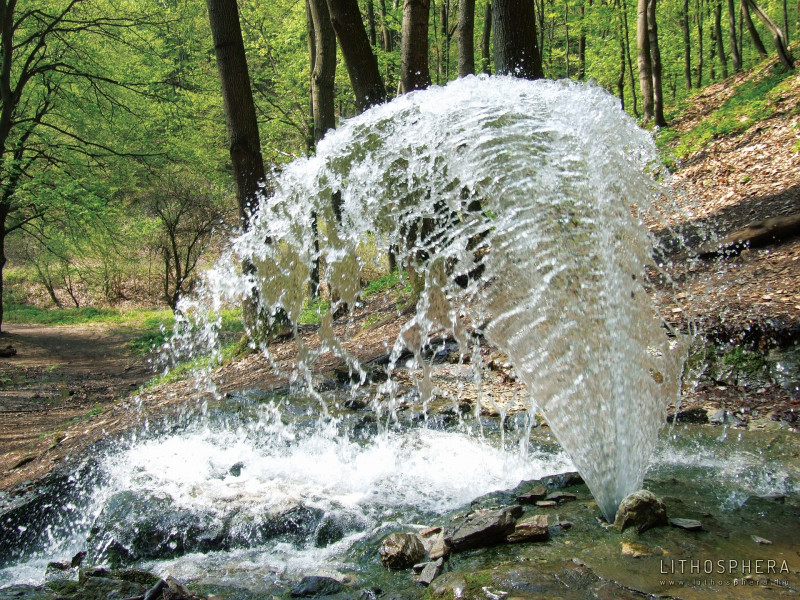 Forrás: Lithosphera.hu