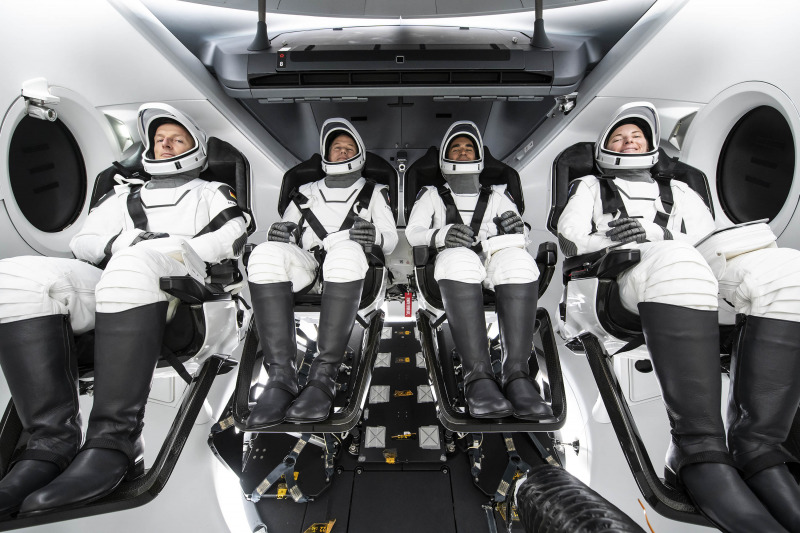 Crew-3 legénysége teszten (SpaceX)