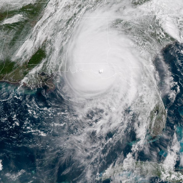 Michael hurrikán (NOAA)