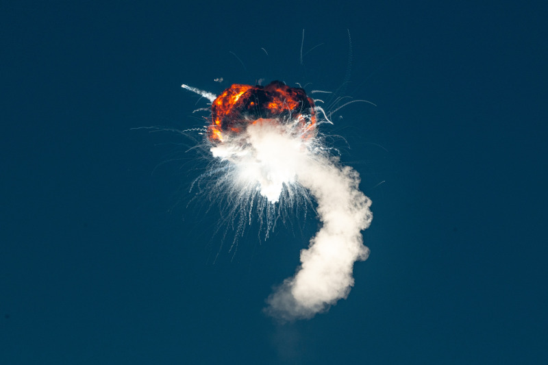 Felrobbant a Firefly Alpha a teszt során - Fotó: Twitter/Glenn Beltz