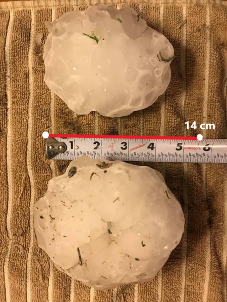 Hatalmas jegek estek Texasban