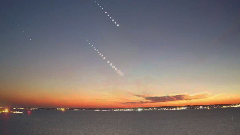 Hold és Vénusz együttállása