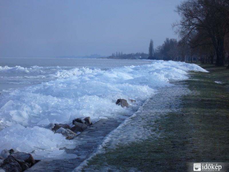 Zamárdi szabadstrand,télen.