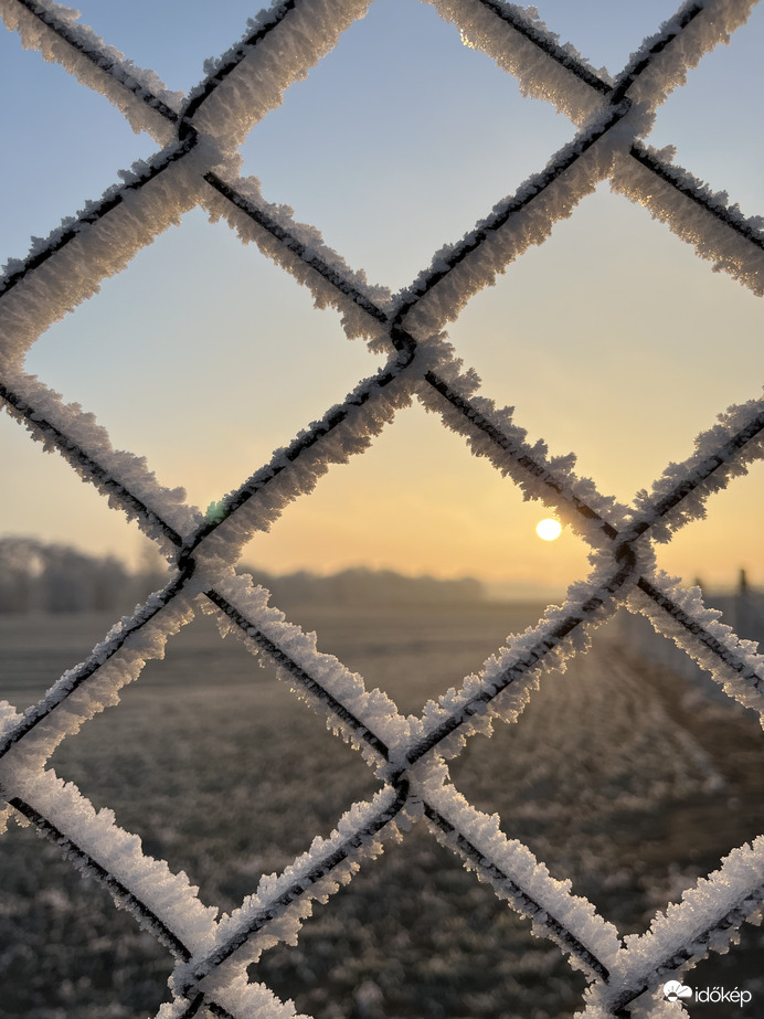 Zúzmarás napkelte 2