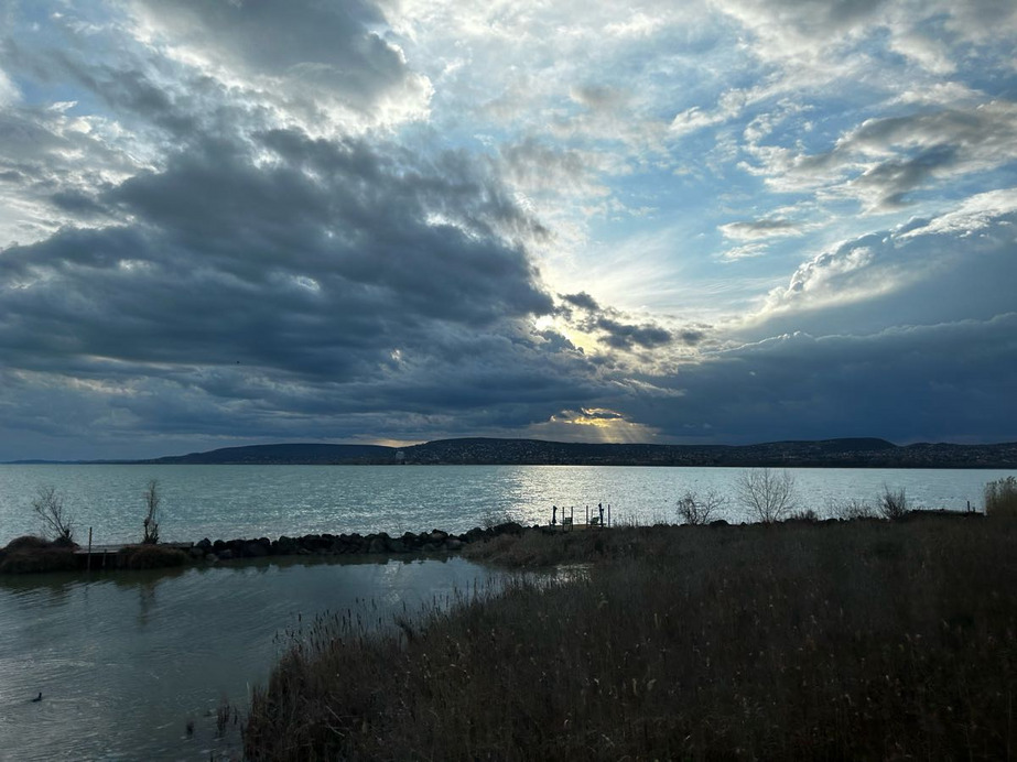 Balatonkenese