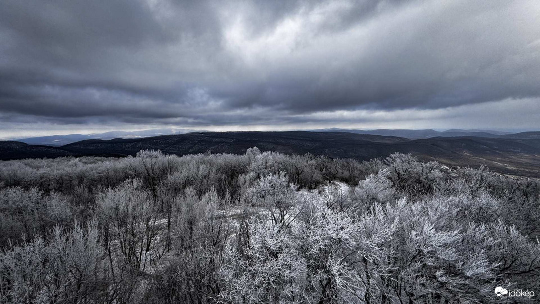 Szilveszter Pilis-tetőn