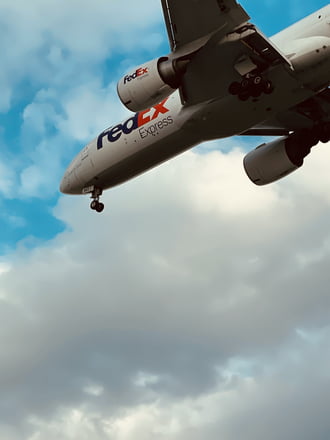 A fejem felett beköszönt a Fedex :)