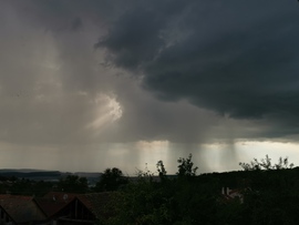 Csapadékfüggöny