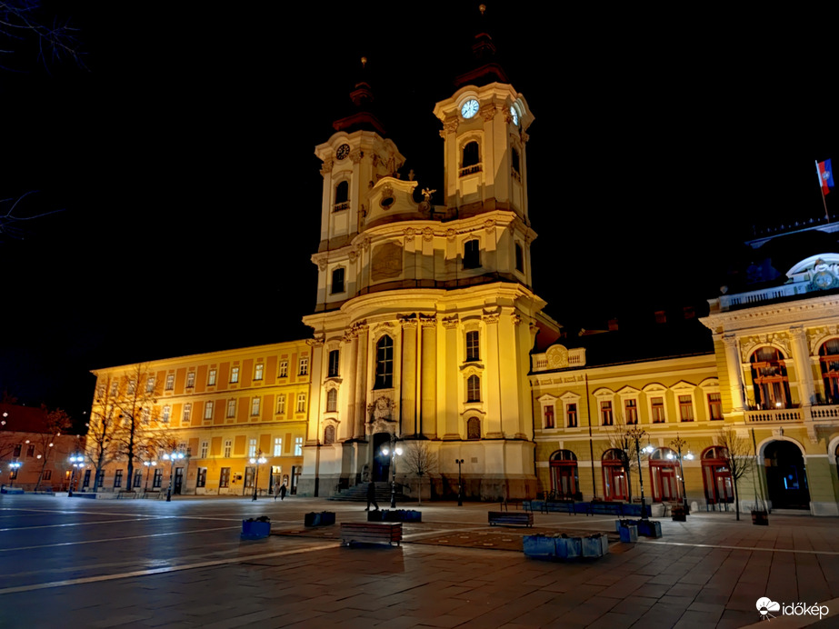 Eger - Dobó tér