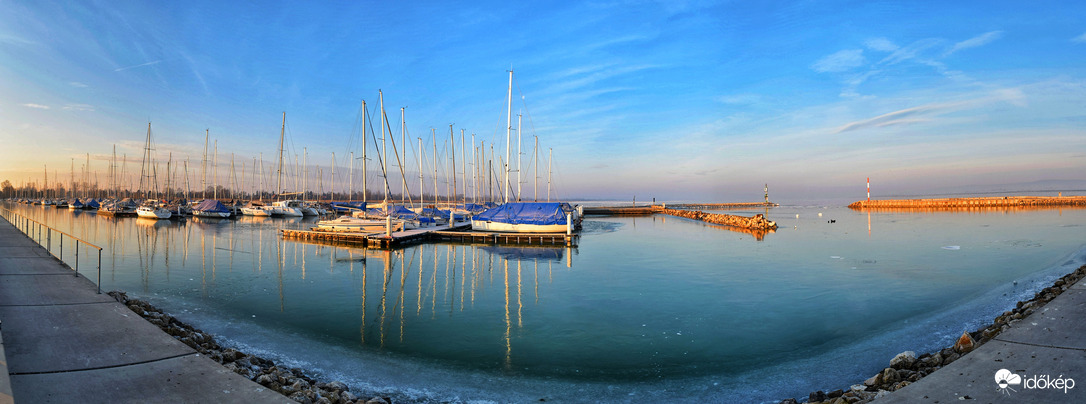 Balatonfenyves móló 