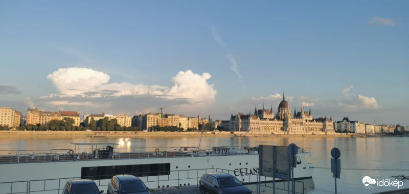 Egy távoli zivatarfelhő - 2021.09.13.