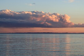 RÓZSASZÍNŰ HABOS FELHŐK