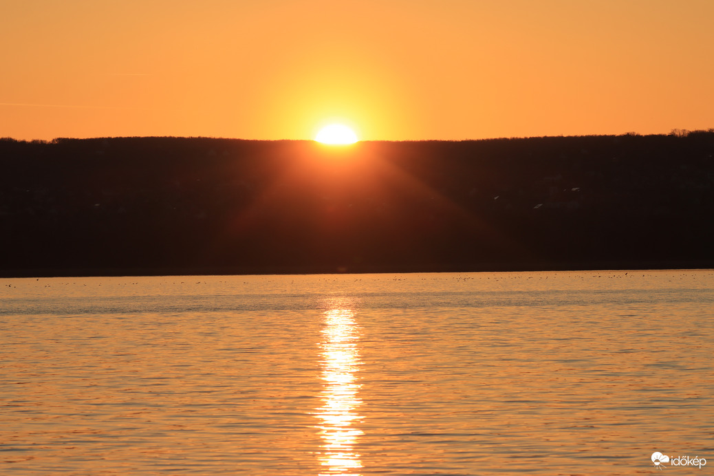 NARANCSOS NAPLEMENTE