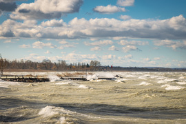 Háborgó Balaton