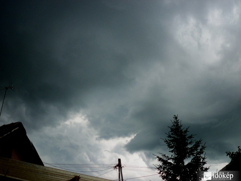 Fodrok, csavarok, gomolyok