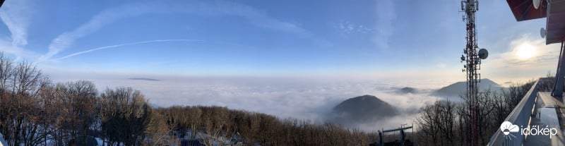 Zempléni panoráma a ködtenger felett