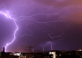 Villámshow Budapest felett