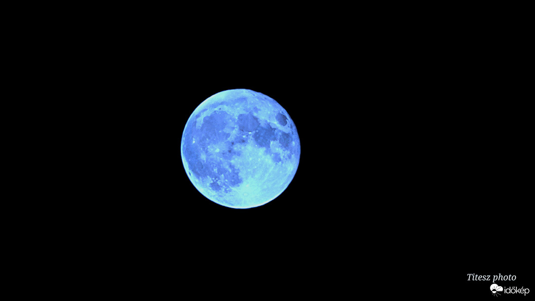 kék Hold