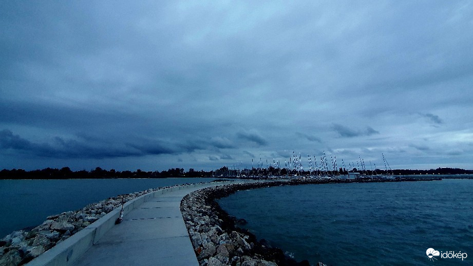 Balatonfenyves