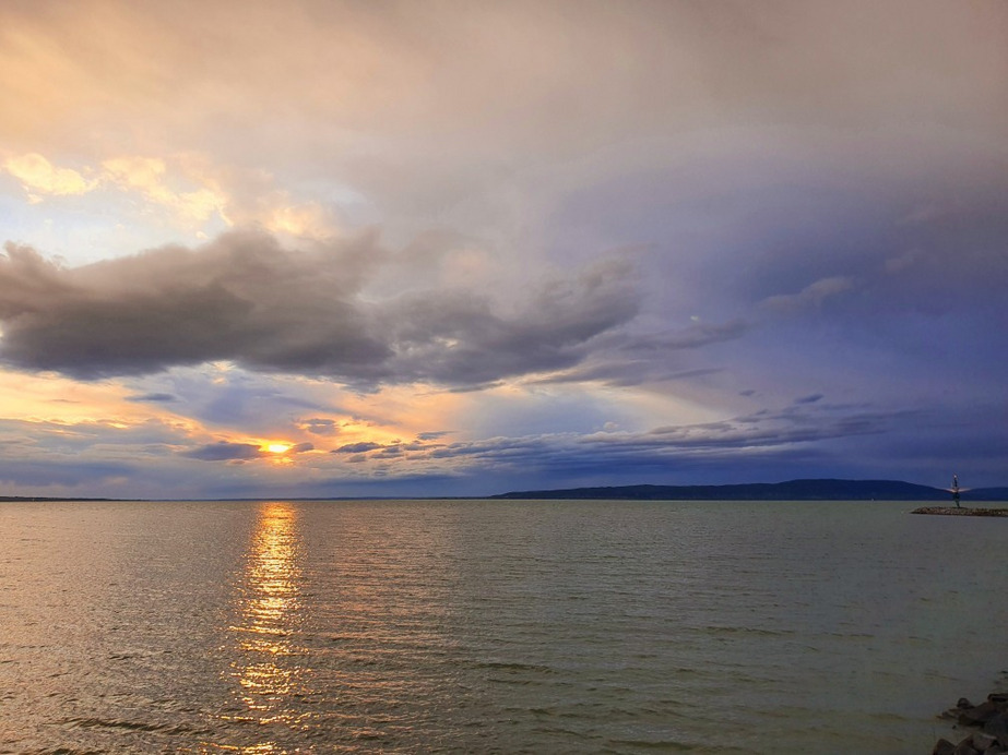 Balatonfenyves