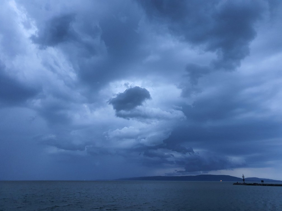 Balatonfenyves