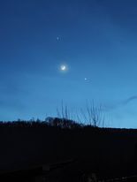 Vénusz-Hold-Jupiter