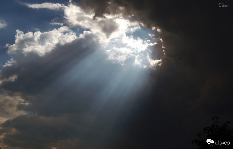 Tegnap két zápor közötti tyndallkodás :) 