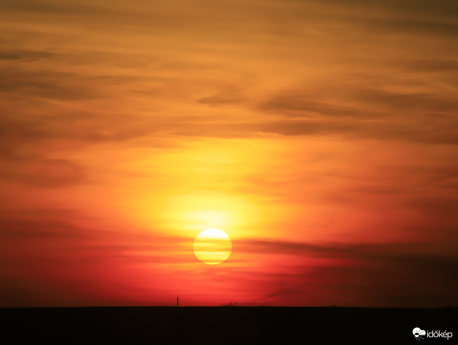 Sejtelmes napnyugta 