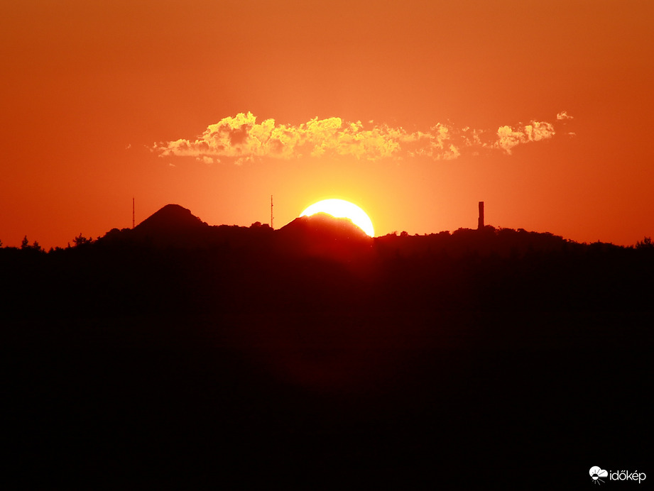 Festői Naplemente 