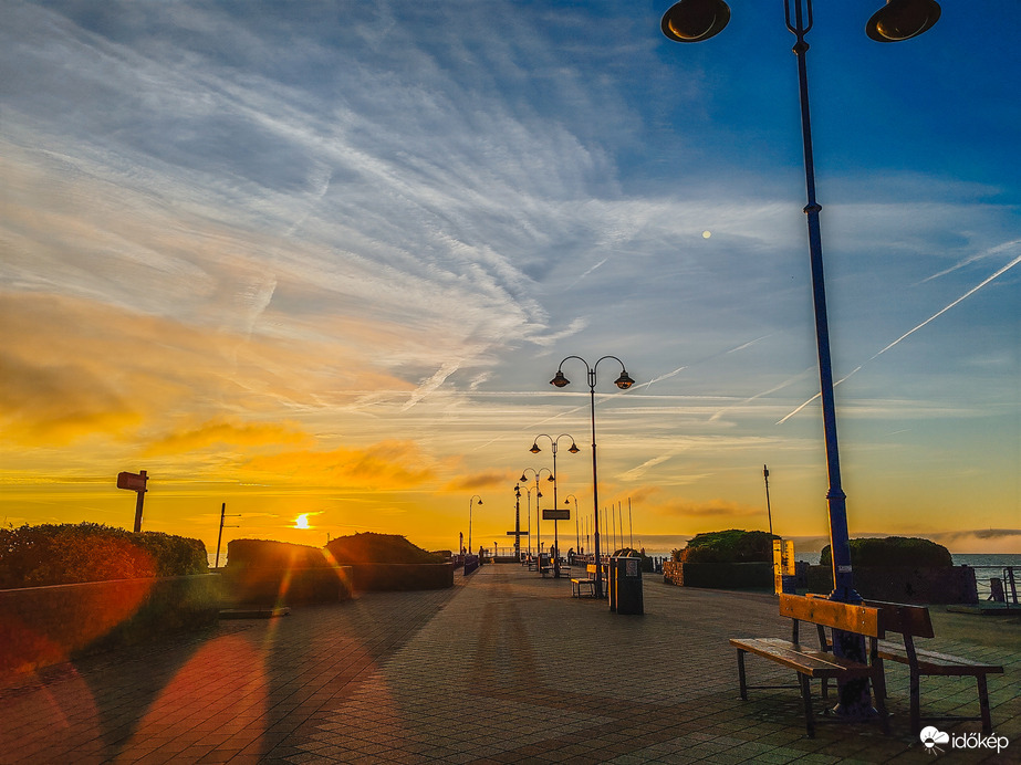 Badacsonyi móló reggeli fényekben 