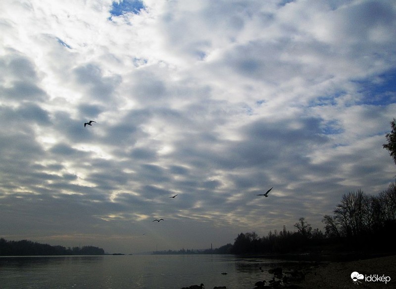 Nemsokára kiderül..