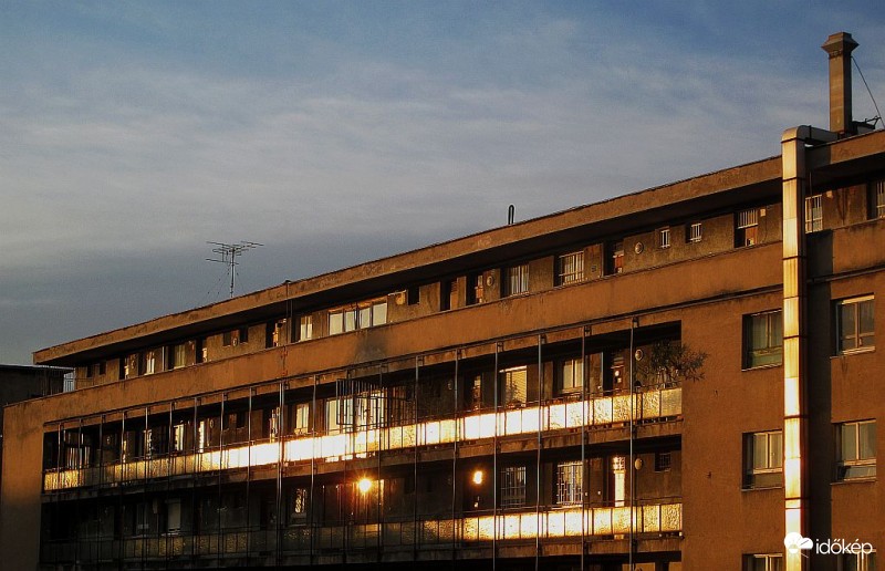 Napfelkelte városi módra..