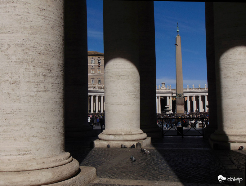 Szt.Péter tér fényei..