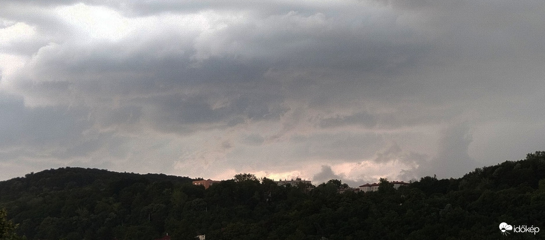 Komló