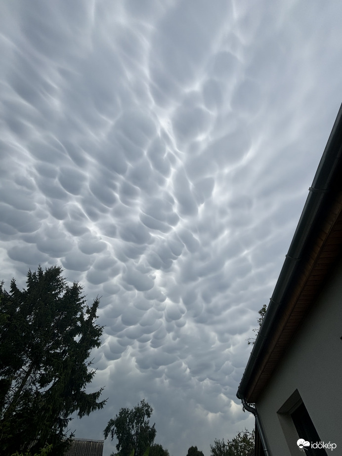 Pusztaszentlászló