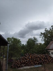 Atkár