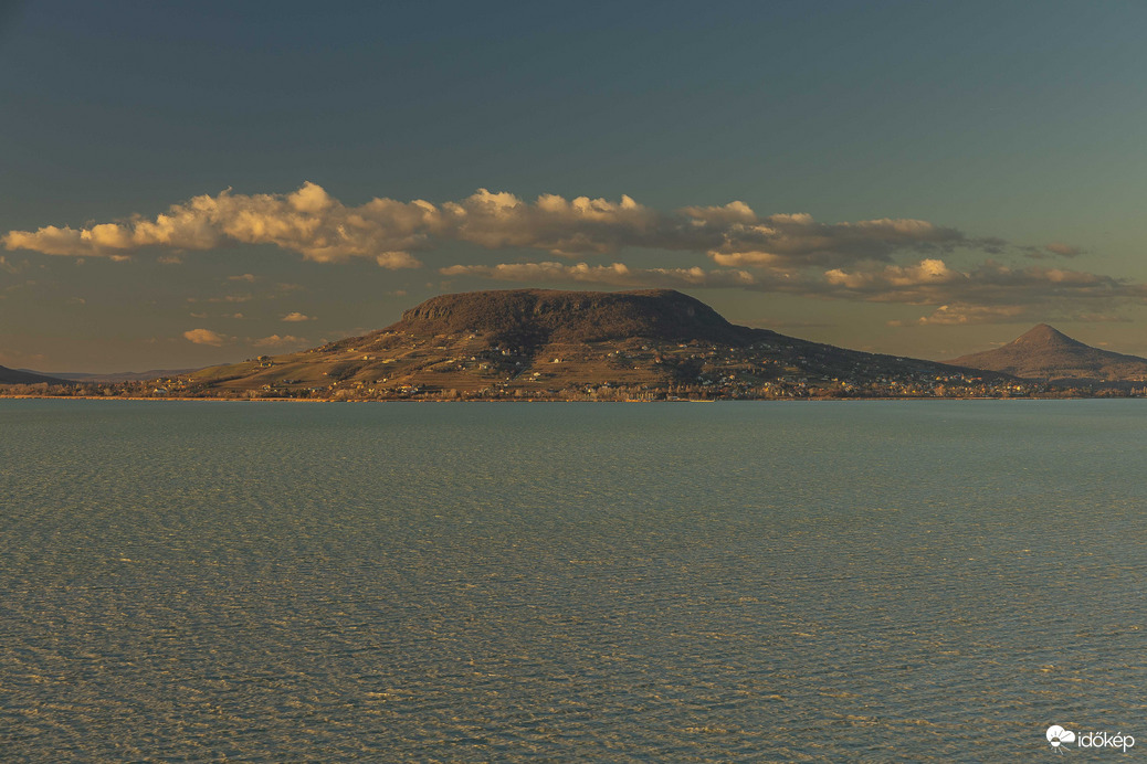 Szélborzolta Balaton