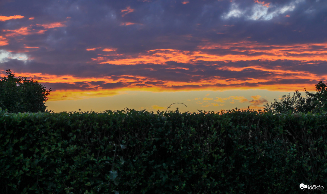 Kilátás a kertből
