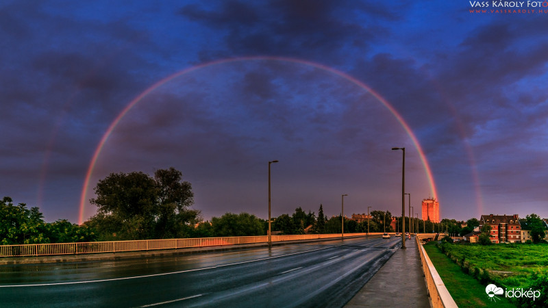 Szivárvány születik