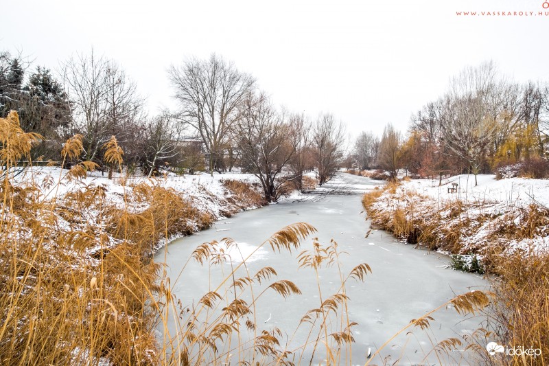 A befagyott Holt-Maros