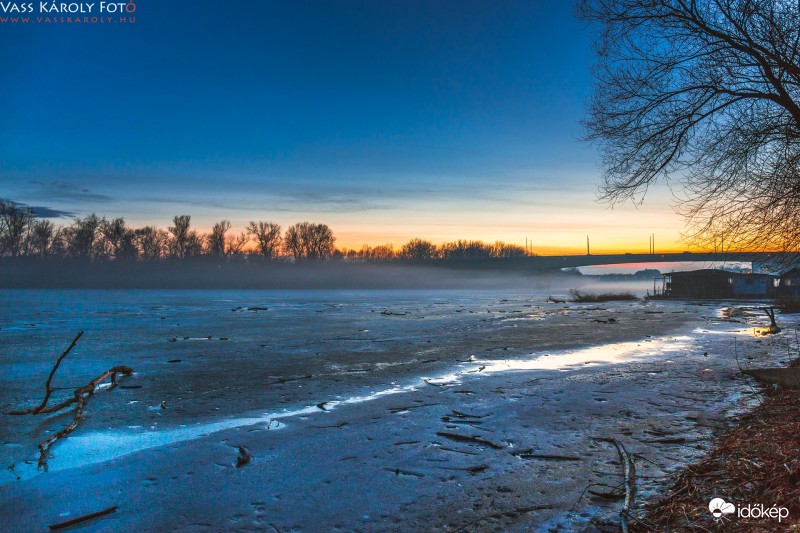 "Gőzölgő" jégtenger
