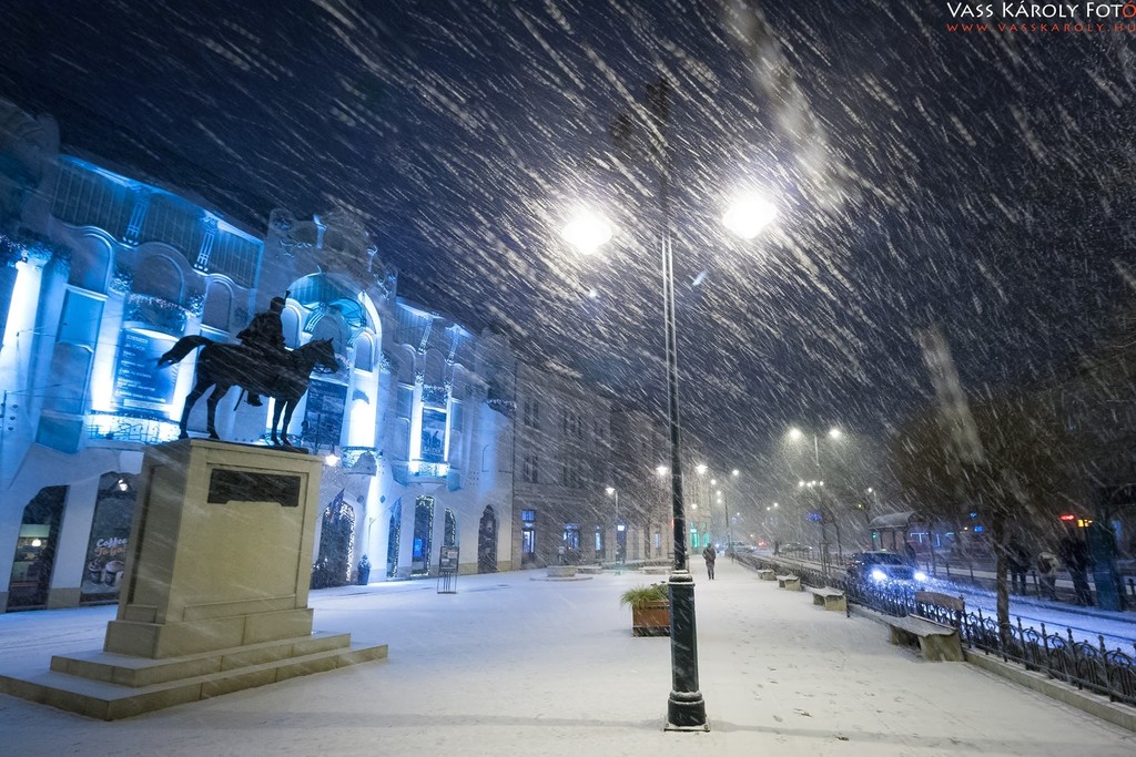 Hóvihar a városban.