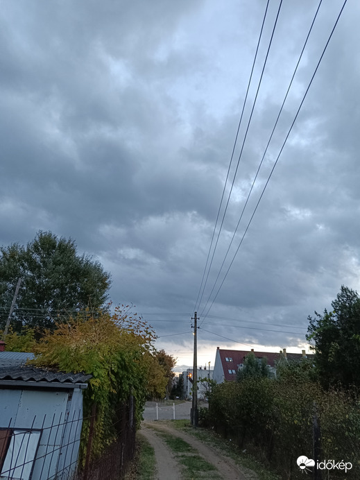 Nálunk már esik!