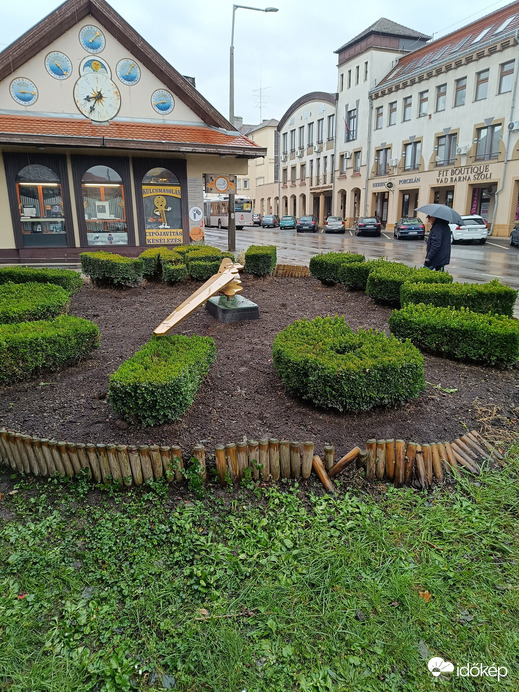 Hány óra van?