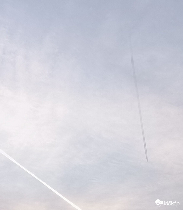 Egyik szőke,a másik barna...