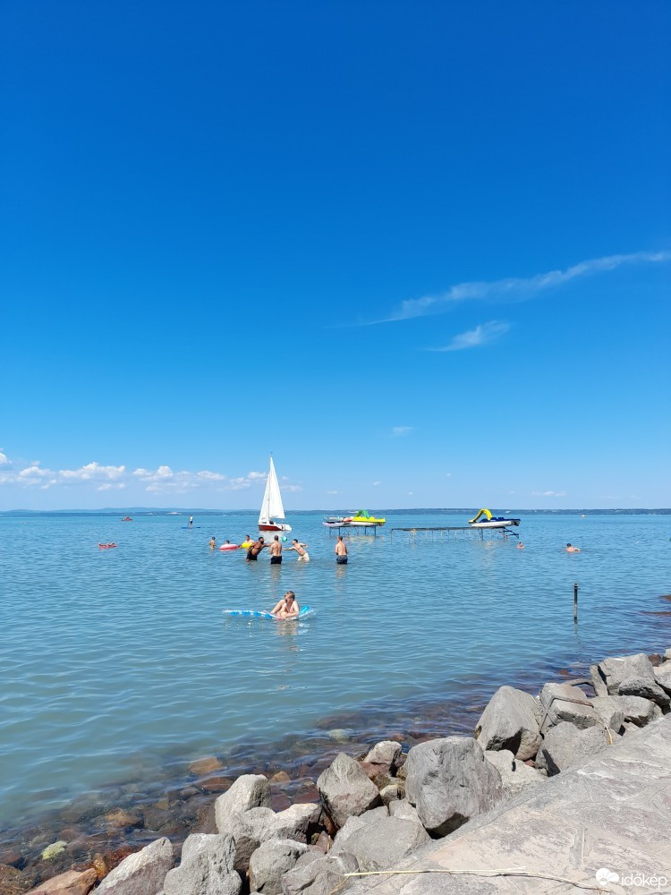 Balatonvilágos