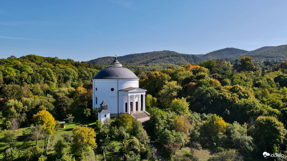 Szilvásvárad, református kerektemplom