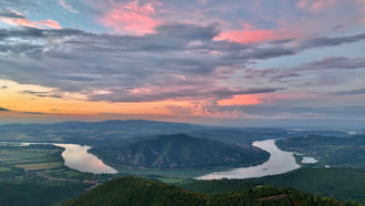 Dunakanyar rózsaszínben