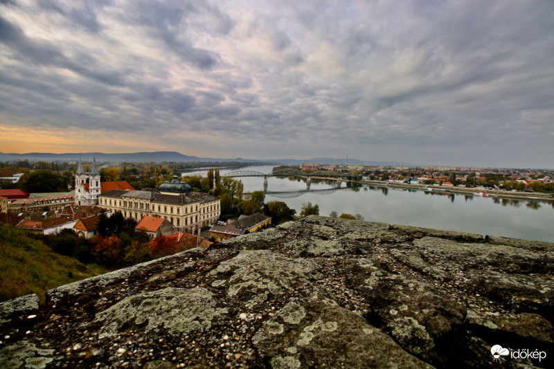 Esztergom-Párkány